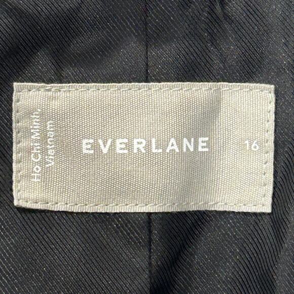 Everlane The Tencel Oversized Blazer Black 2 Button Front L/S Women's 16 NWT - Picture 3 of 12